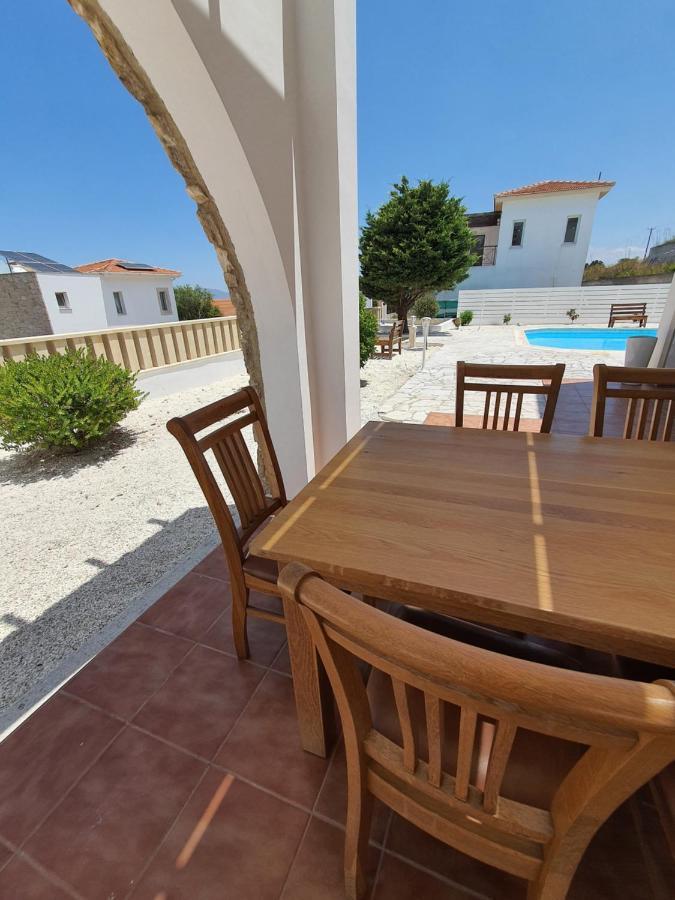 Villa Serapho Paphos Luaran gambar