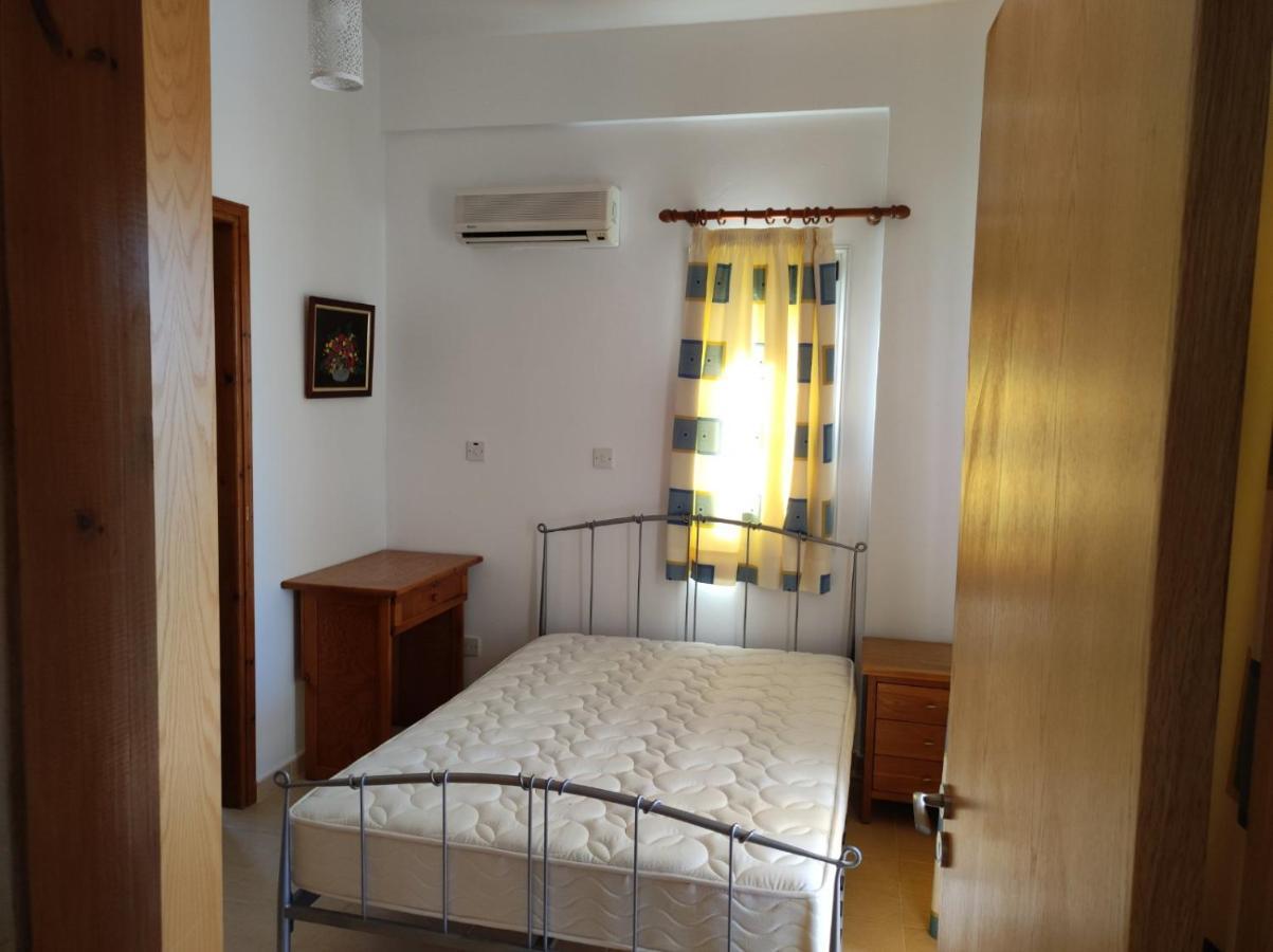 Villa Serapho Paphos Luaran gambar
