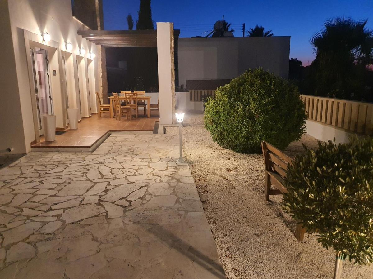 Villa Serapho Paphos Luaran gambar